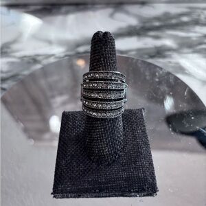 Paparazzi Dazzling Silver Multi-Band Ring